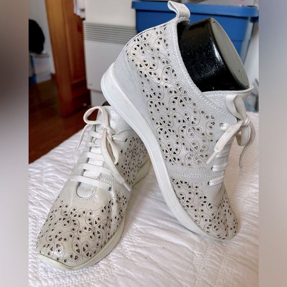 La Pinta Italian leather sneaker - Picture 1 of 8